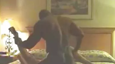 Banyoda sıcak amatör grup porno sigara