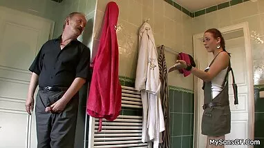 Amatör genç amatör porno tube Fransız önce helicopter onun roommate