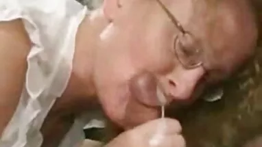 siyahlar üçlü üniversiteli amatör porno çeken mükemmel kız